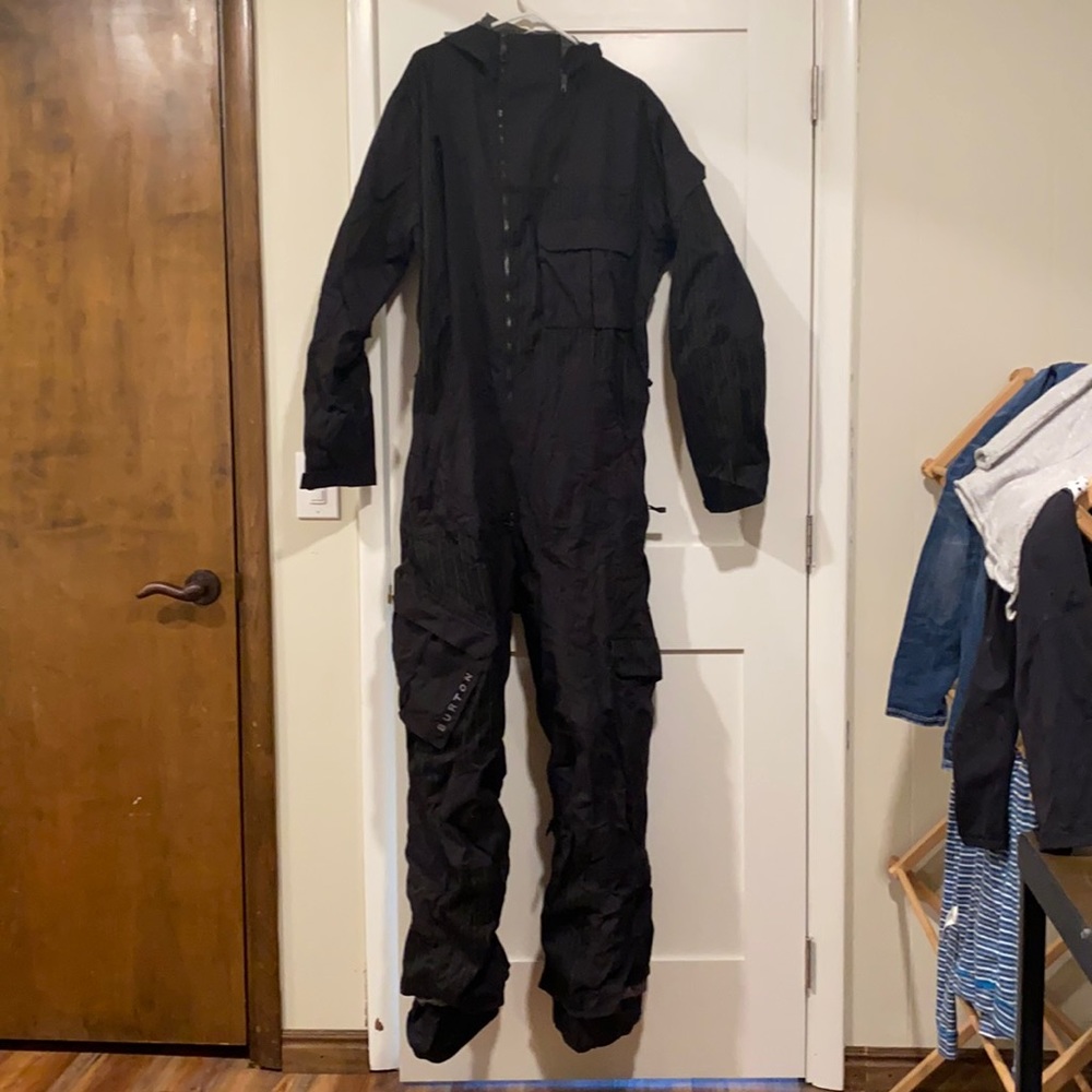 Men’s Burton Dry Ride snowboarding/ ski suit L